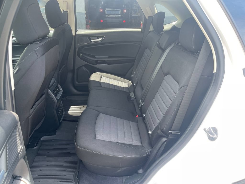 Used 2023 Ford Edge SE w/ Cargo Accessory Package AWD/4WD image 15