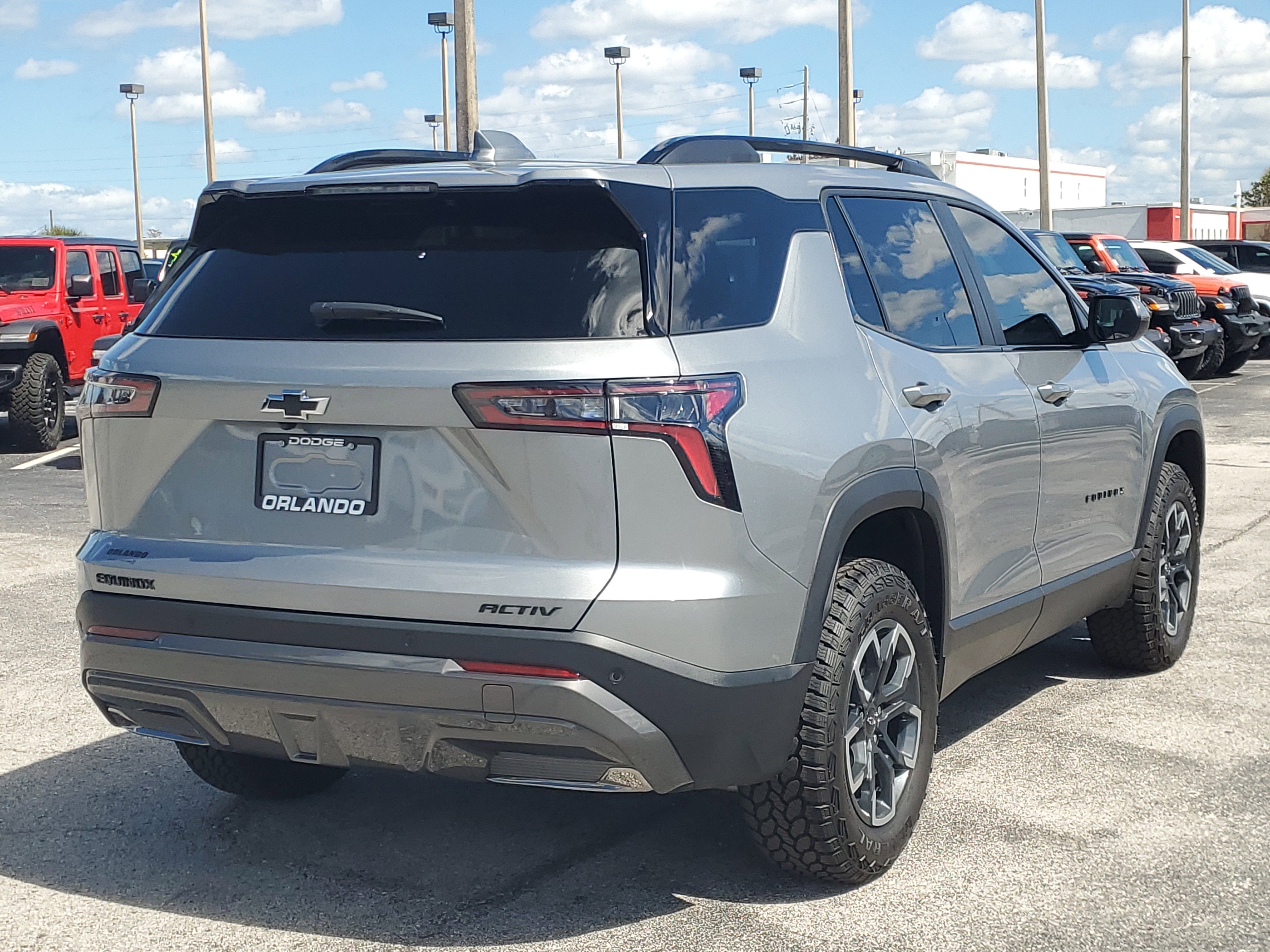 Used 2026 Chevrolet Equinox ACTIV w/ Convenience Package III image 8