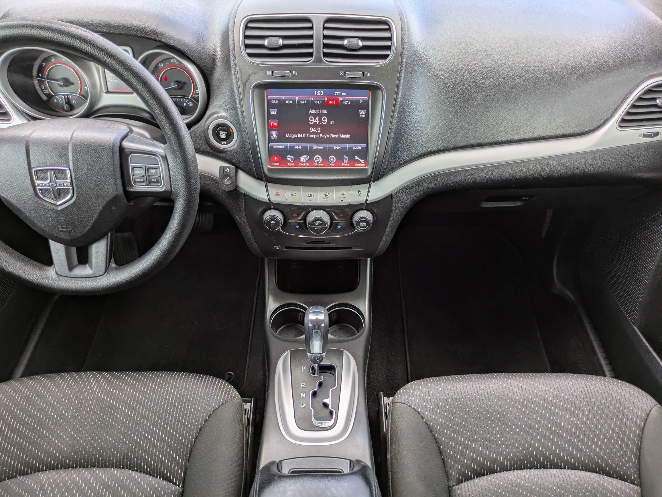 Used 2020 Dodge Journey SE w/ Blacktop Package FWD image 31