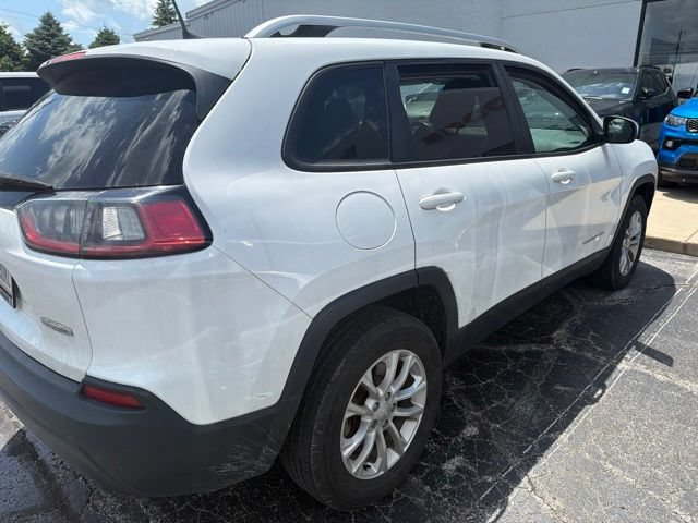 Used 2020 Jeep Cherokee Latitude w/ Cold Weather Group AWD/4WD image 8