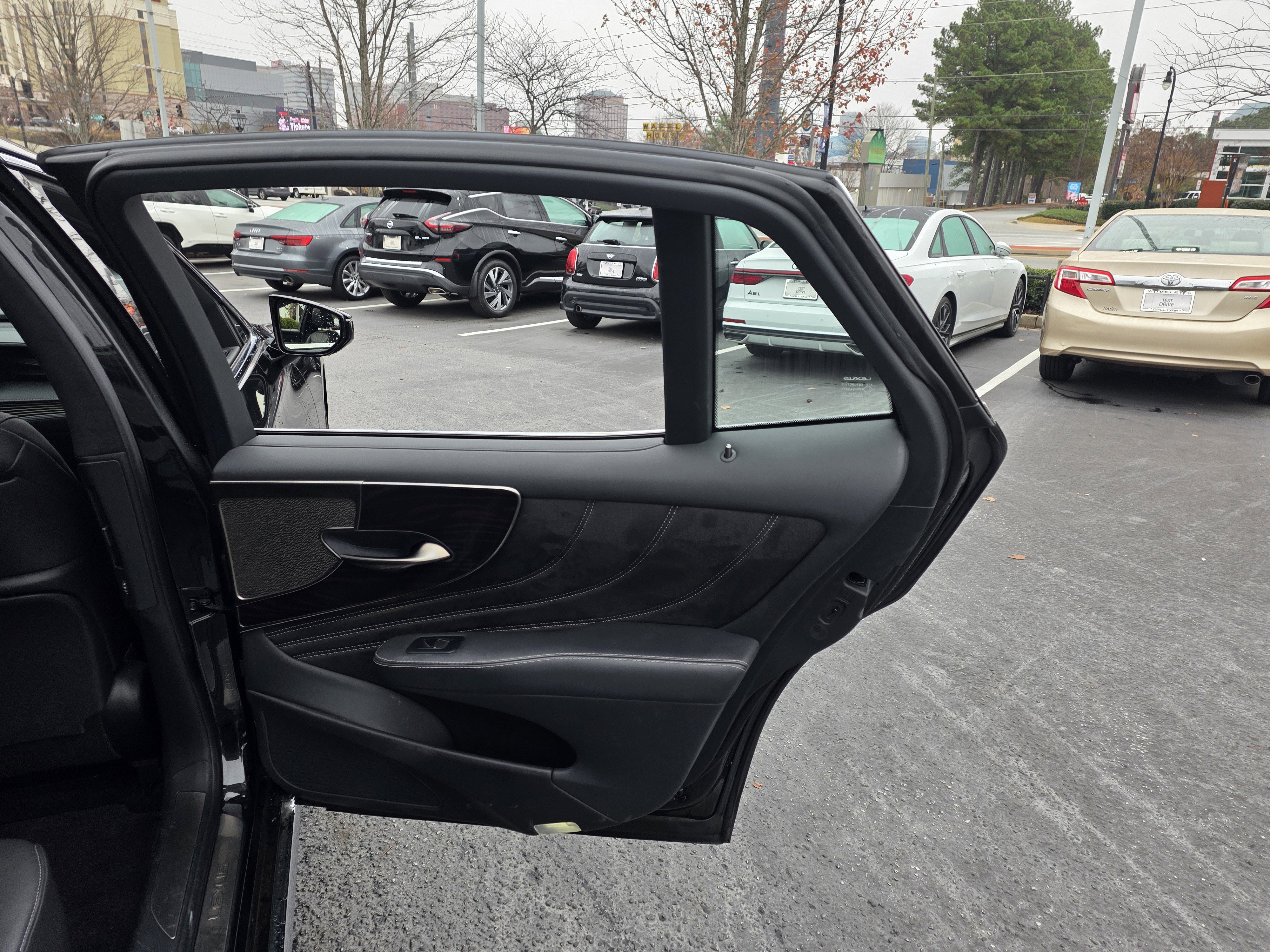 Used 2018 Lexus LS 500 image 29