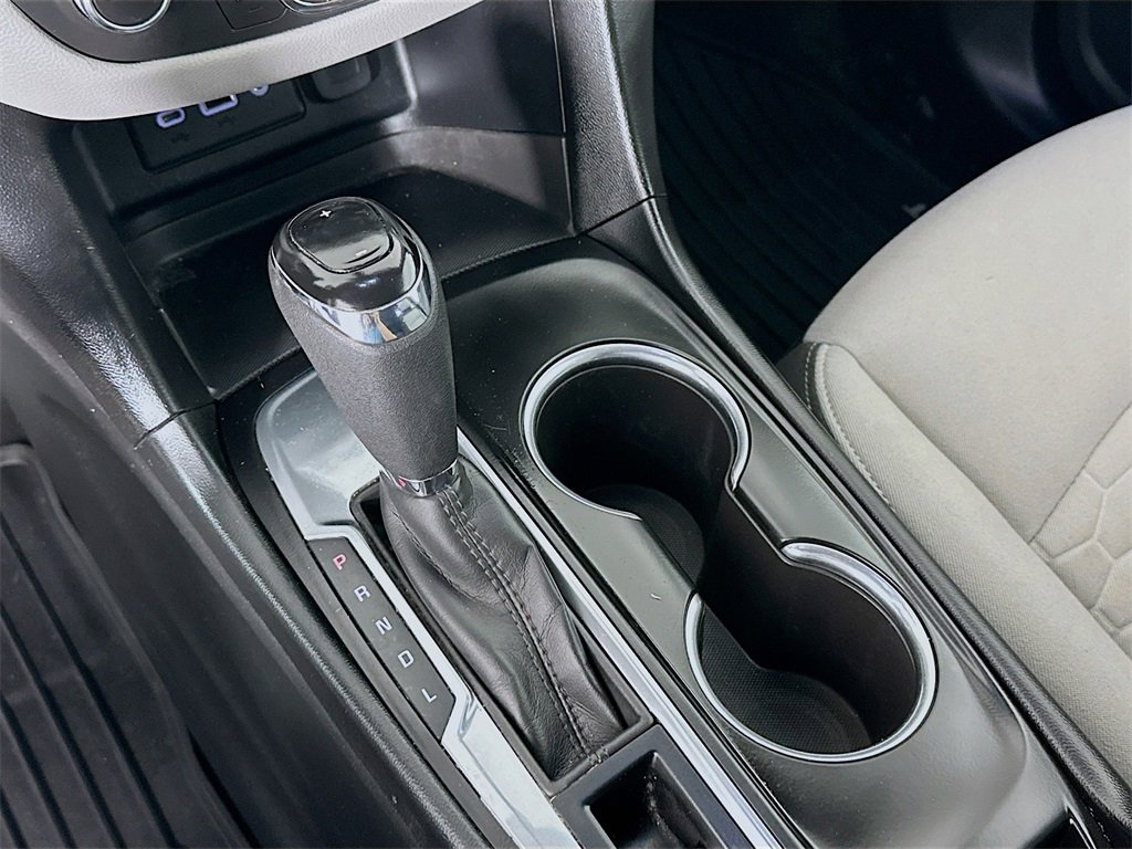 Used 2019 Chevrolet Equinox LS image 16