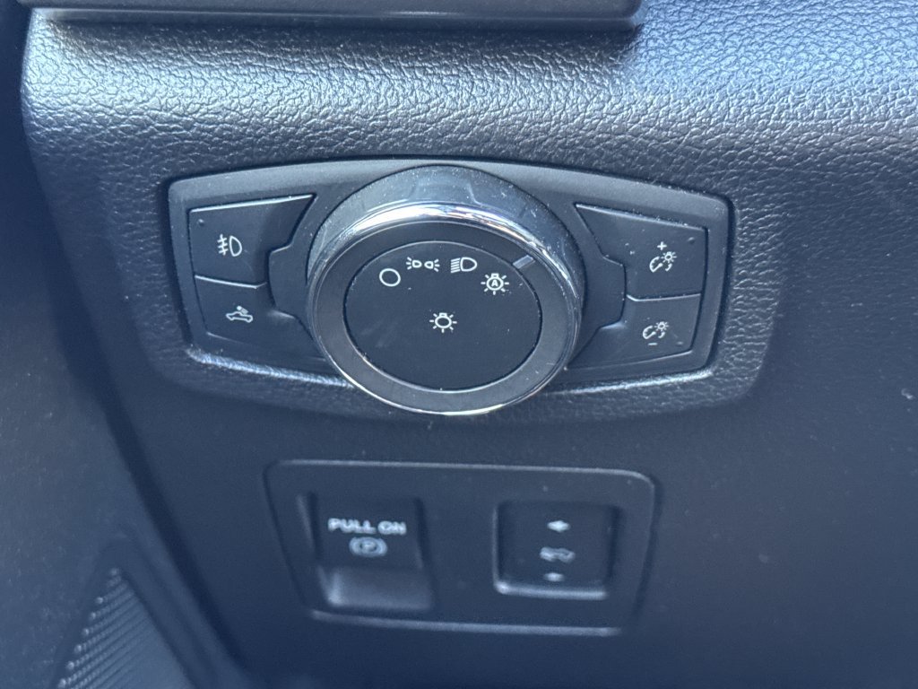 Used 2018 Ford F150 XLT w/ Equipment Group 302A Luxury AWD/4WD image 28