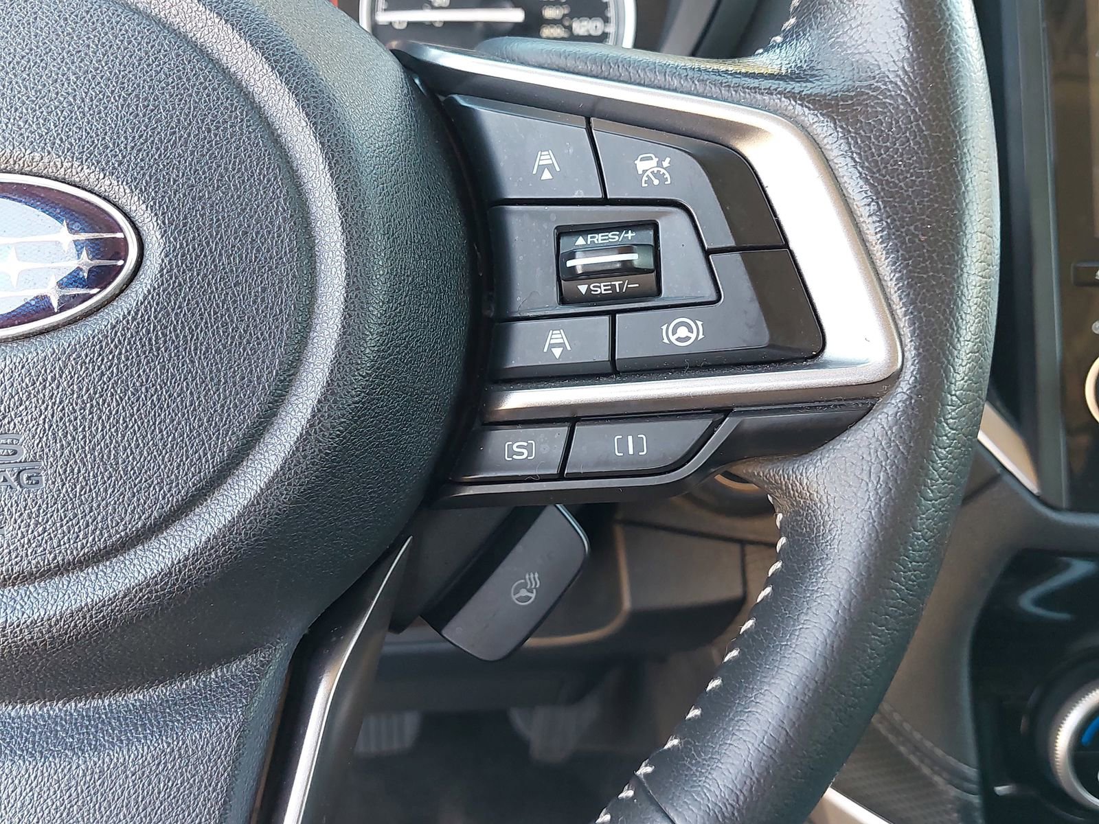 Used 2020 Subaru Forester Limited image 18