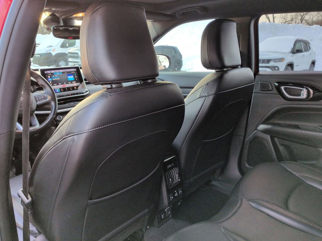 Used 2022 Jeep Compass Limited w/ (RED) Package image 16