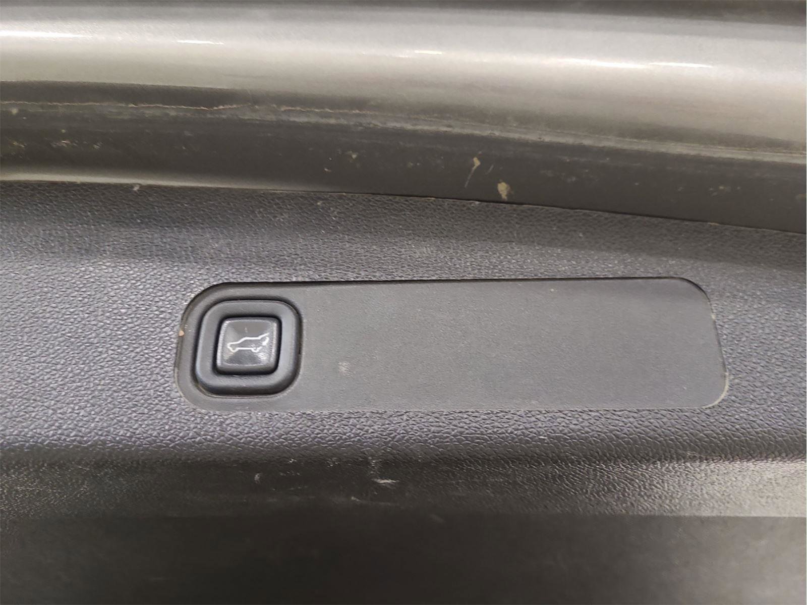 Used 2012 Chevrolet Suburban LT w/ Suspension Package, Off-Road image 27