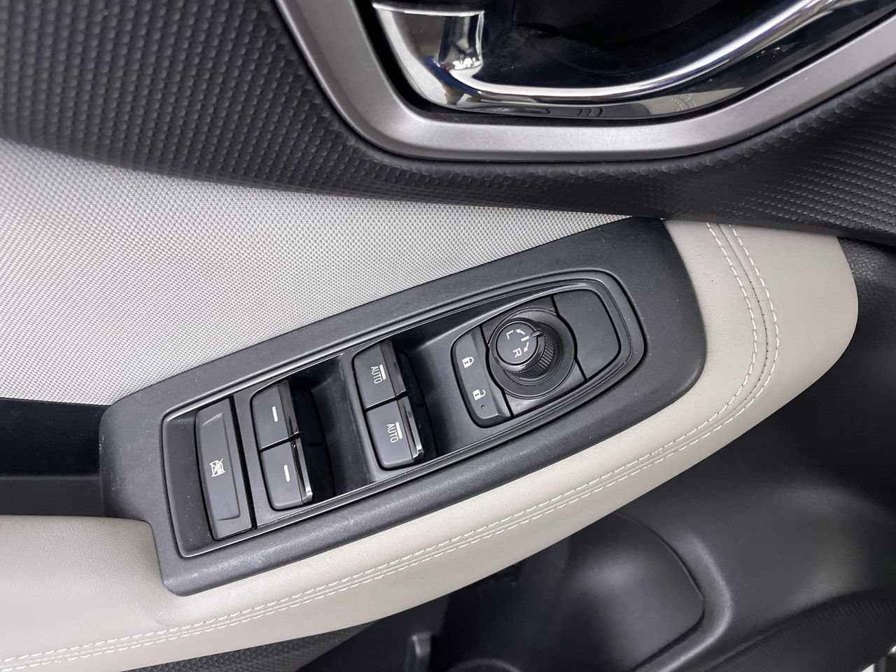 Used 2021 Subaru Forester Premium AWD/4WD image 11