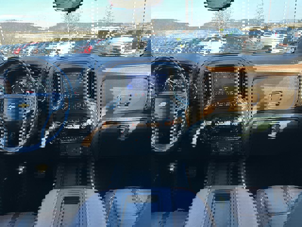 Used 2022 Chevrolet Silverado 2500 High Country w/ Z71 Off-Road Package image 18