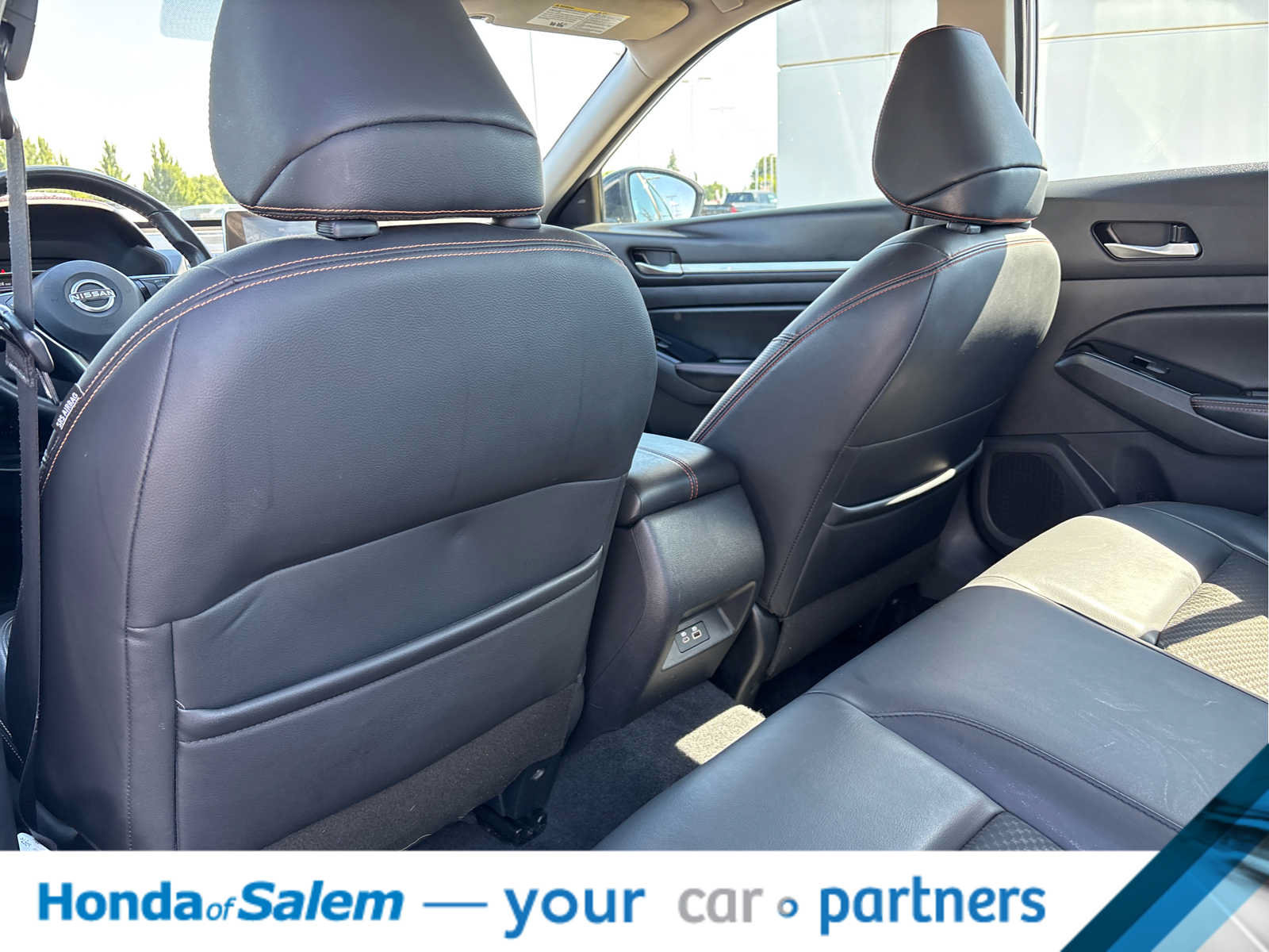 Used 2024 Nissan Altima 2.5 SR FWD image 12