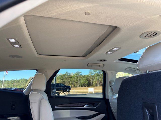 Used 2023 Buick Enclave Avenir image 16