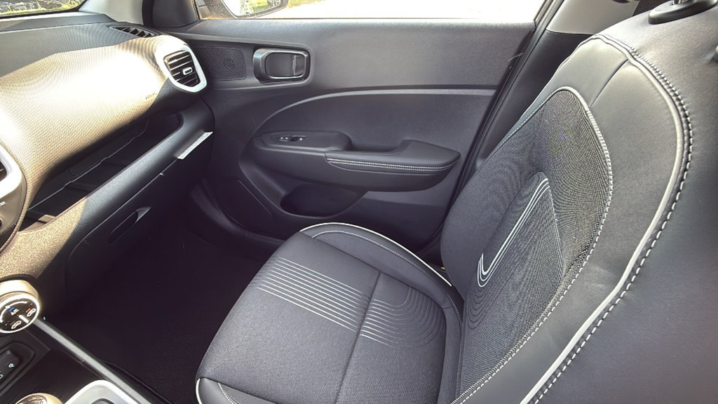 New 2026 Hyundai Venue SEL FWD image 13