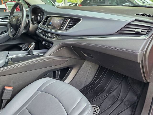 Used 2020 Buick Enclave Essence w/ Sport Touring Edition FWD image 29