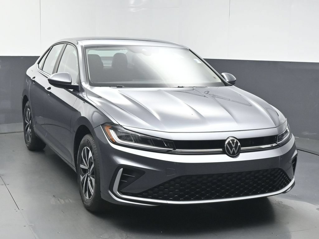 Used 2025 Volkswagen Jetta S FWD image 2