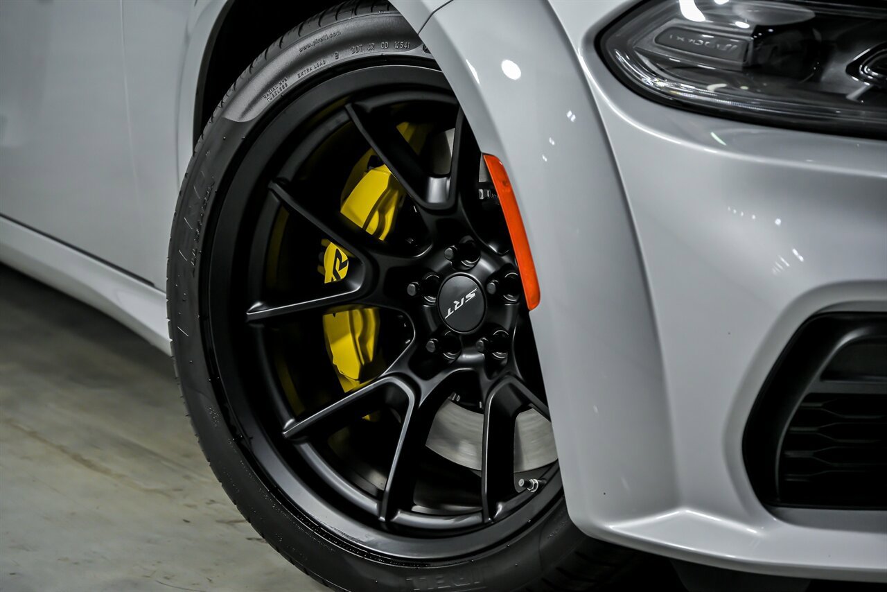 Used 2022 Dodge Charger SRT Hellcat image 4