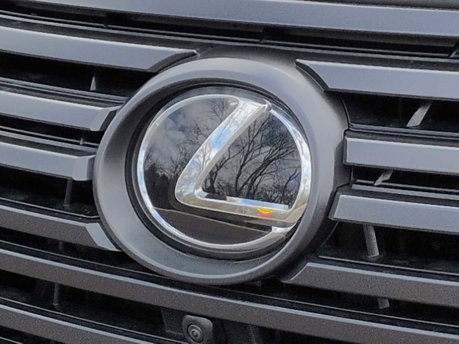 Used 2023 Lexus LX 600 4WD w/ Appearance Package image 12