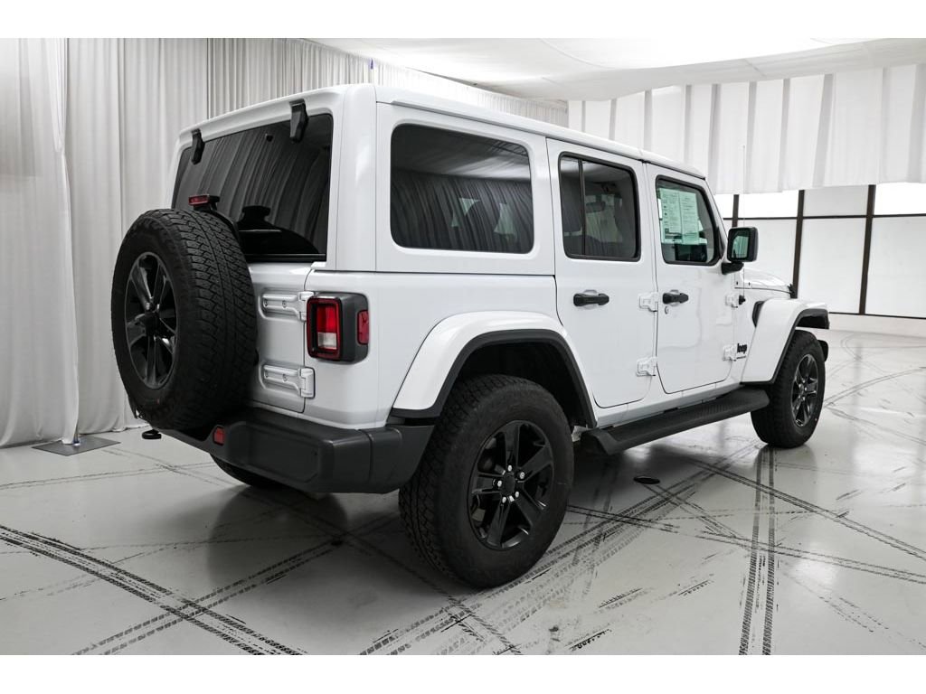Used 2023 Jeep Wrangler Unlimited Sahara image 7