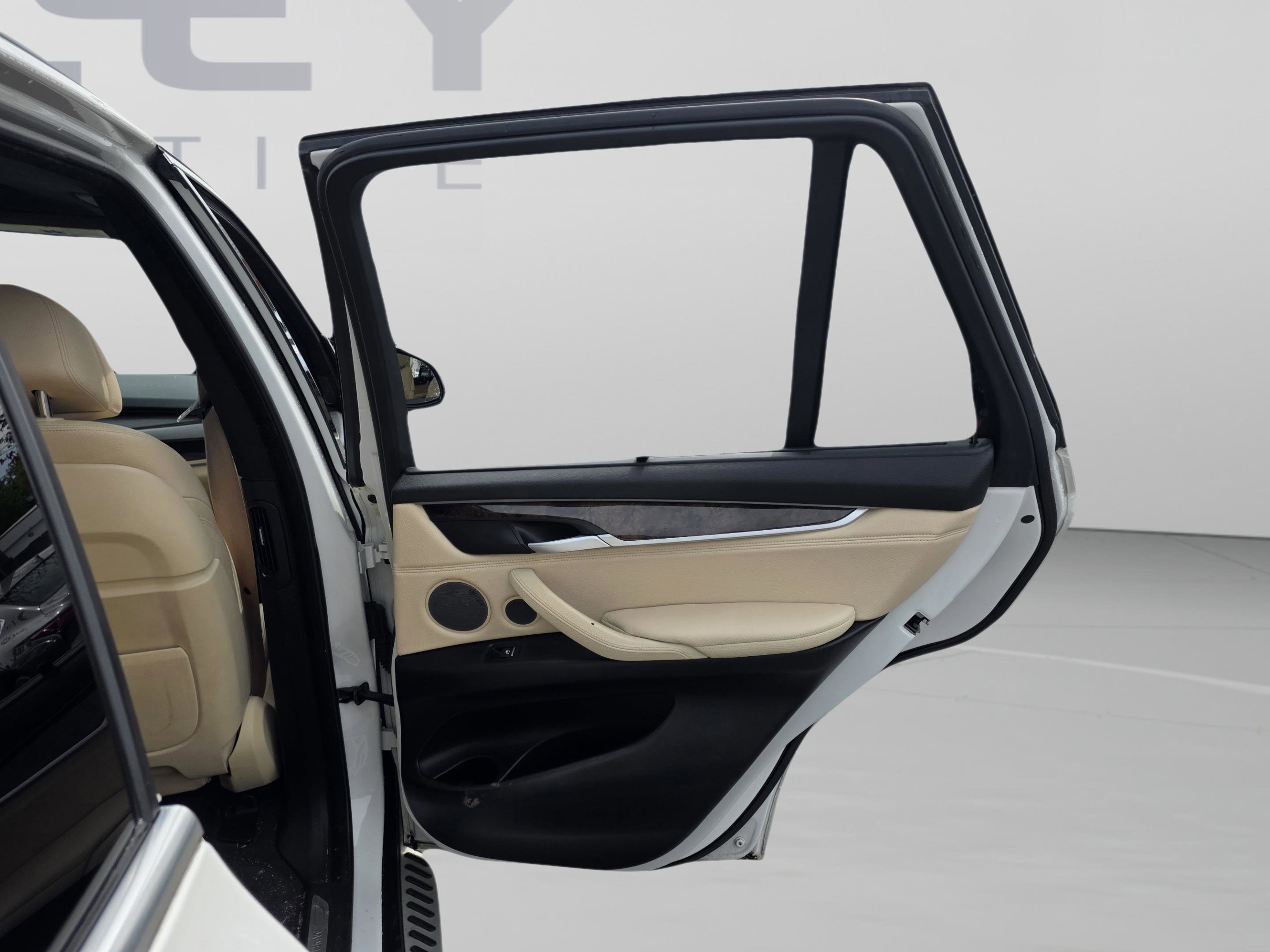 Used 2017 BMW X5 sDrive35i image 19