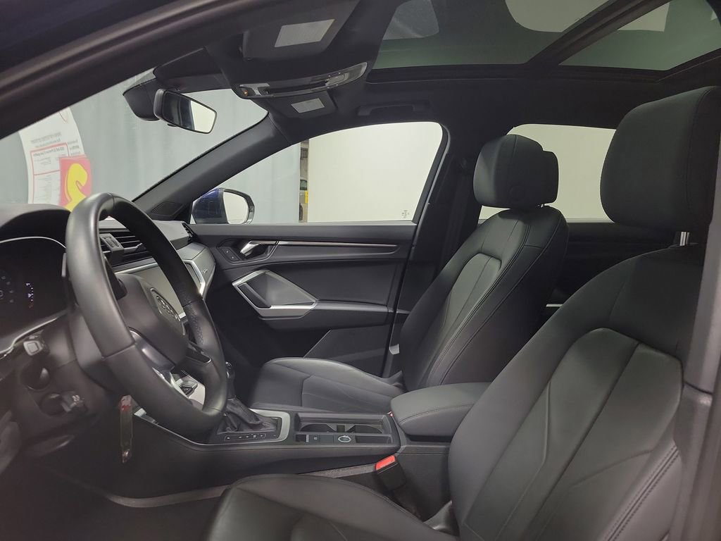 Used 2025 Audi Q3 2.0T Premium image 12