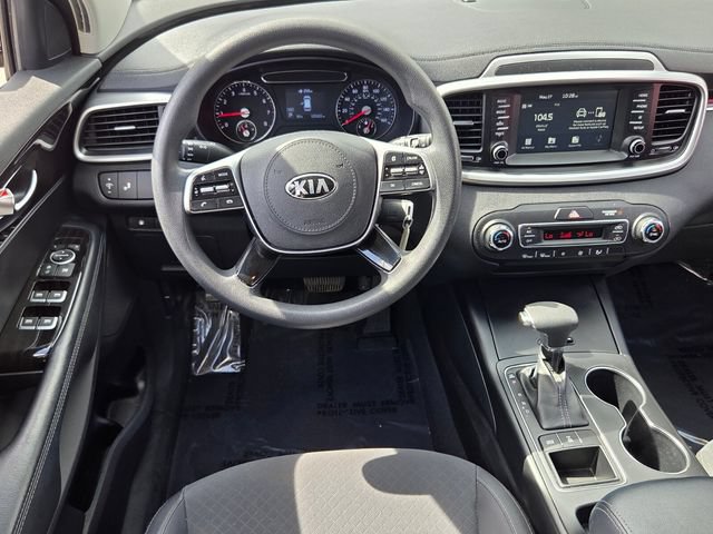 Used 2019 Kia Sorento AWD V6 image 11
