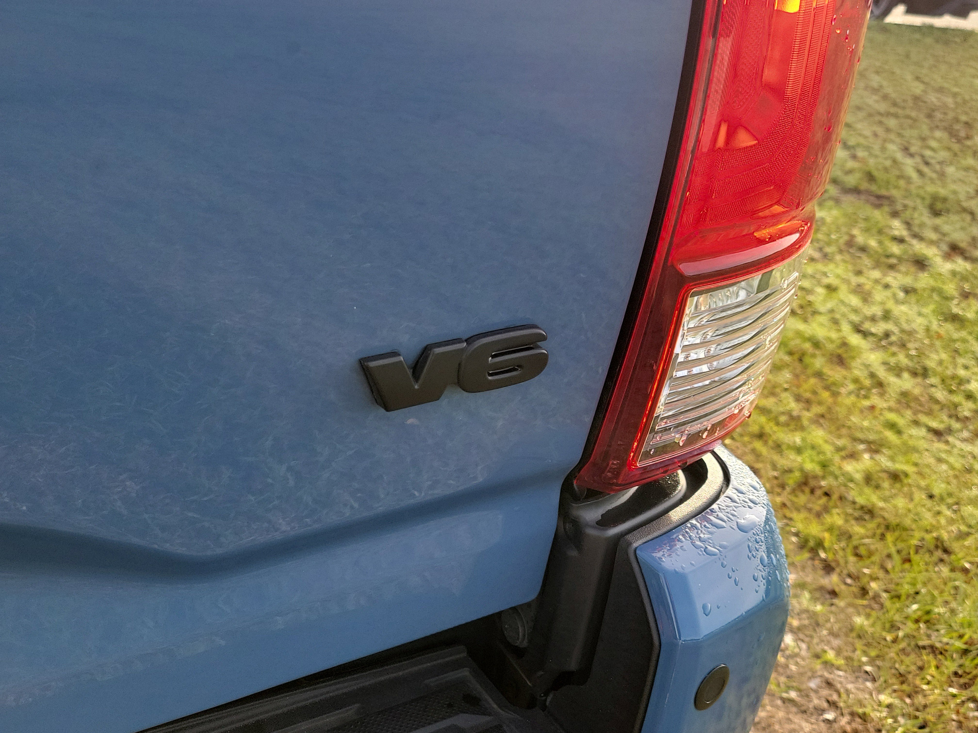 Used 2019 Toyota Tacoma TRD Off-Road w/ Technology Package image 18