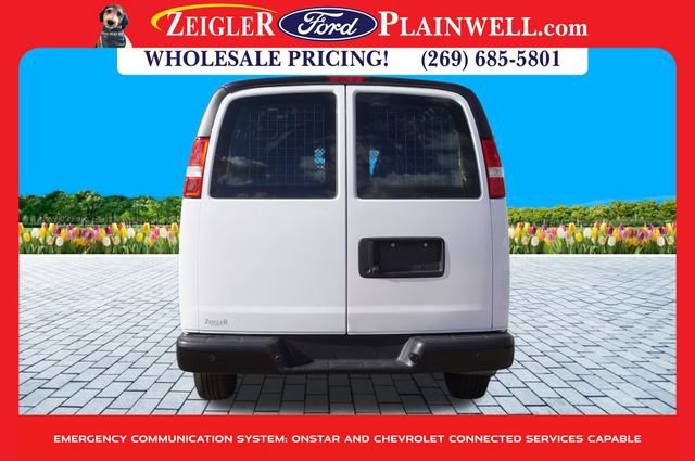 Used 2022 Chevrolet Express 2500 Work Van image 4