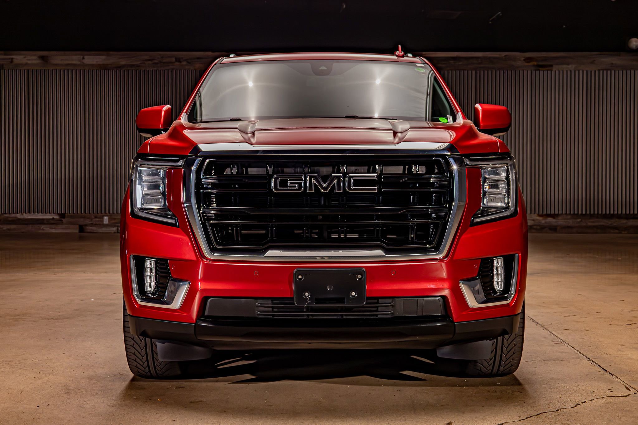 Used 2022 GMC Yukon XL SLE w/ Gmc Pro Safety Plus Package image 2