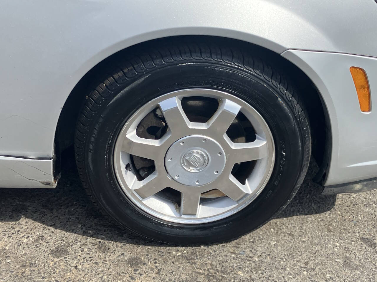 Used 2003 Cadillac CTS 3.2 w/ Preferred Equipment Group RWD image 16