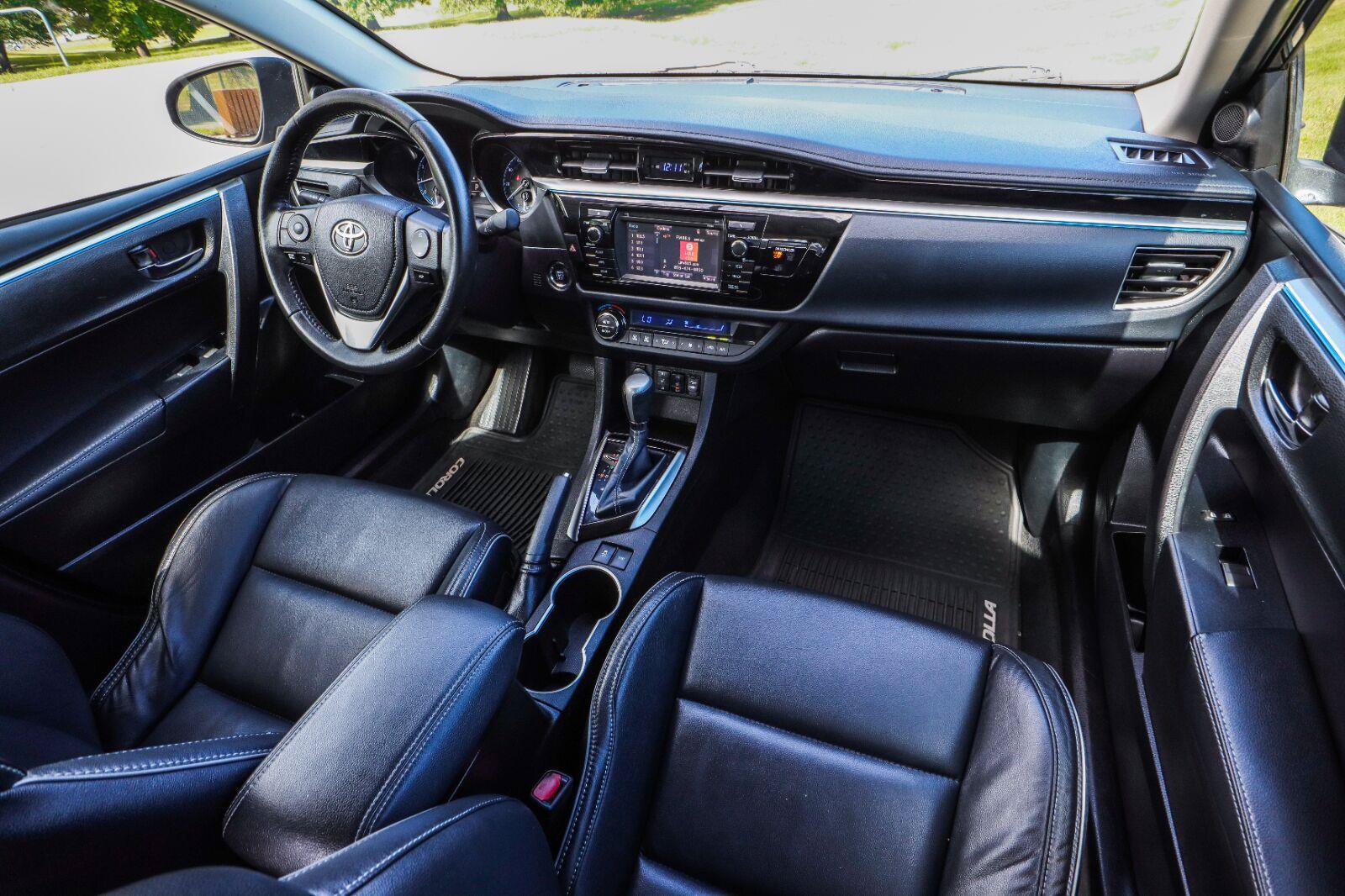 Used 2015 Toyota Corolla S Premium FWD image 31