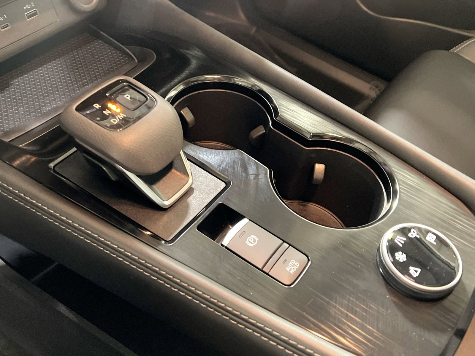 Used 2023 Nissan Rogue SL image 20