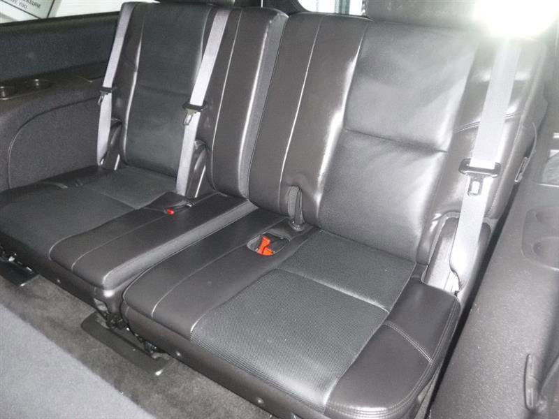 Used 2011 Cadillac Escalade Luxury AWD/4WD image 33