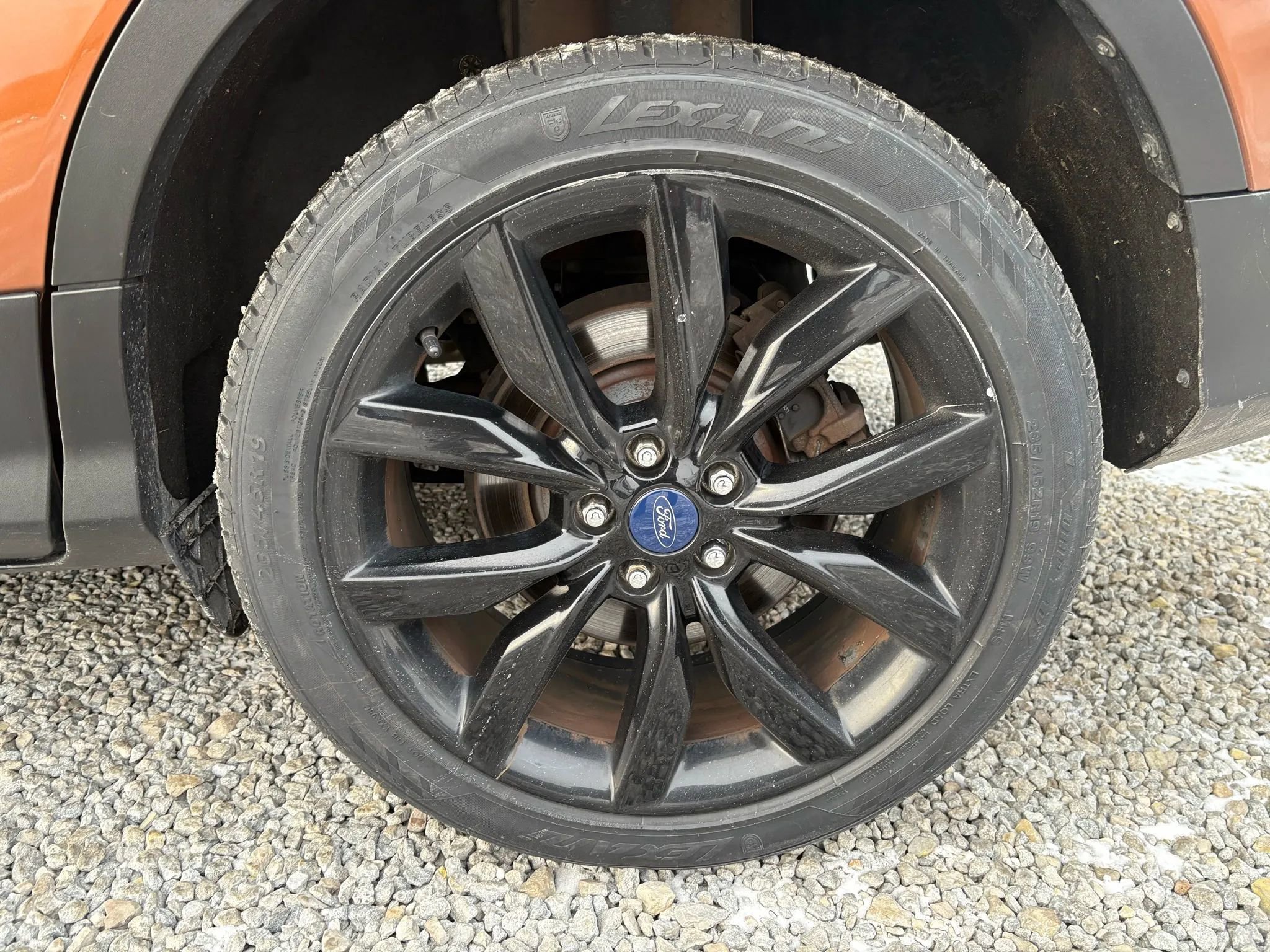 Used 2017 Ford Escape Titanium image 9