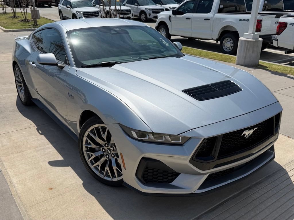 Used 2024 Ford Mustang GT Premium RWD image 5