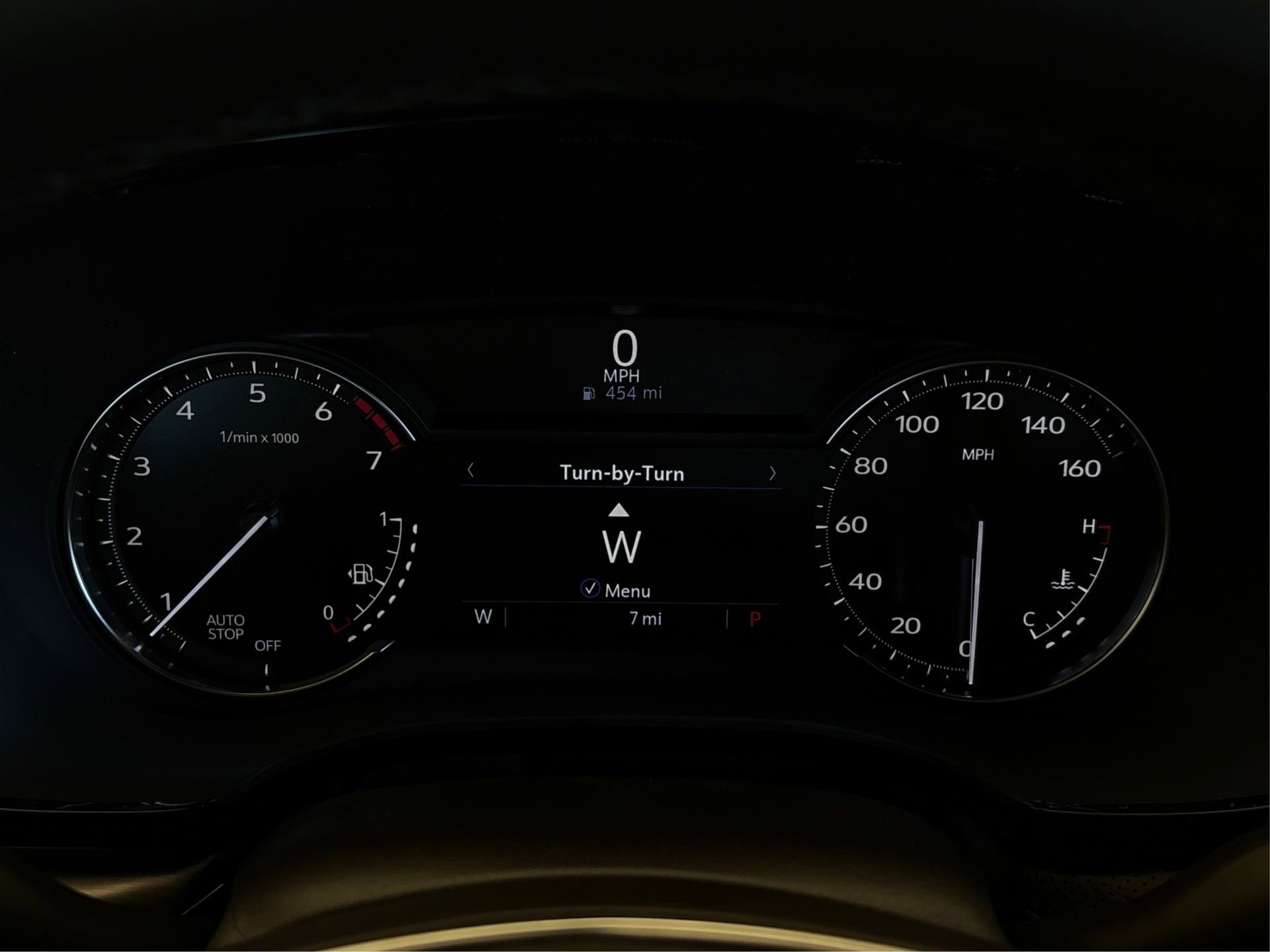 New 2026 Cadillac XT5 Luxury image 17