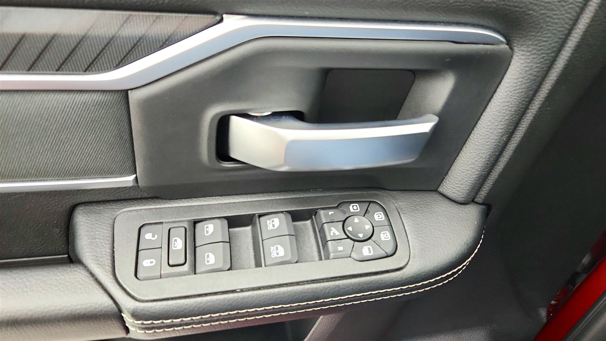 Used 2026 RAM 2500 Big Horn AWD/4WD image 39