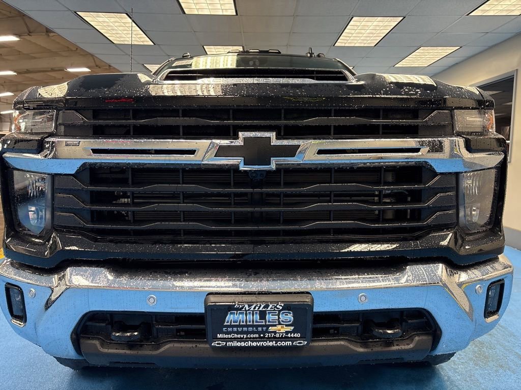 New 2026 Chevrolet Silverado 2500 LT w/ All Star Edition AWD/4WD image 12