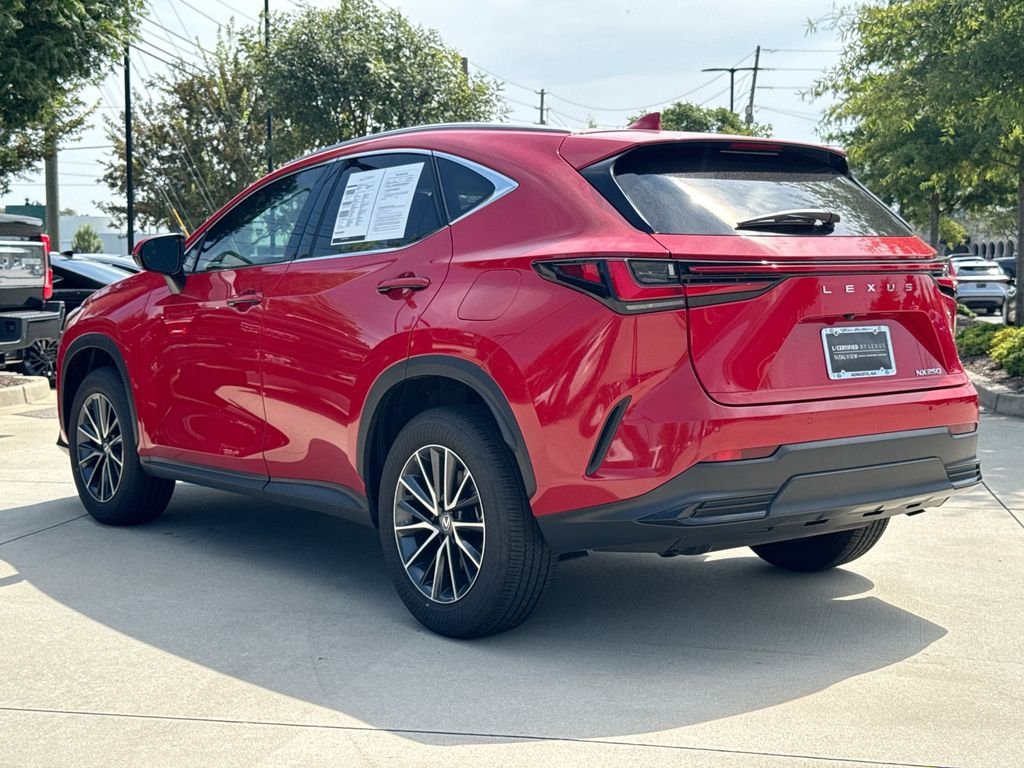 Used 2025 Lexus NX 250 FWD w/ Towing Package (2000 Lbs) image 6