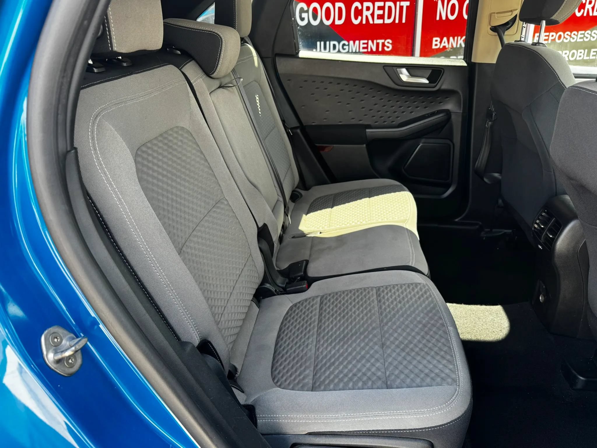 Used 2020 Ford Escape SE FWD image 8