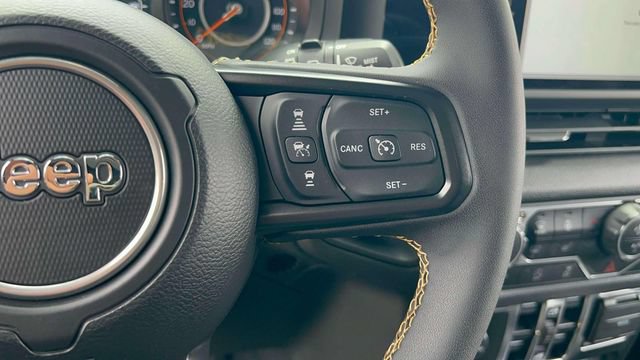 Used 2024 Jeep Wrangler Unlimited Sport AWD/4WD image 19