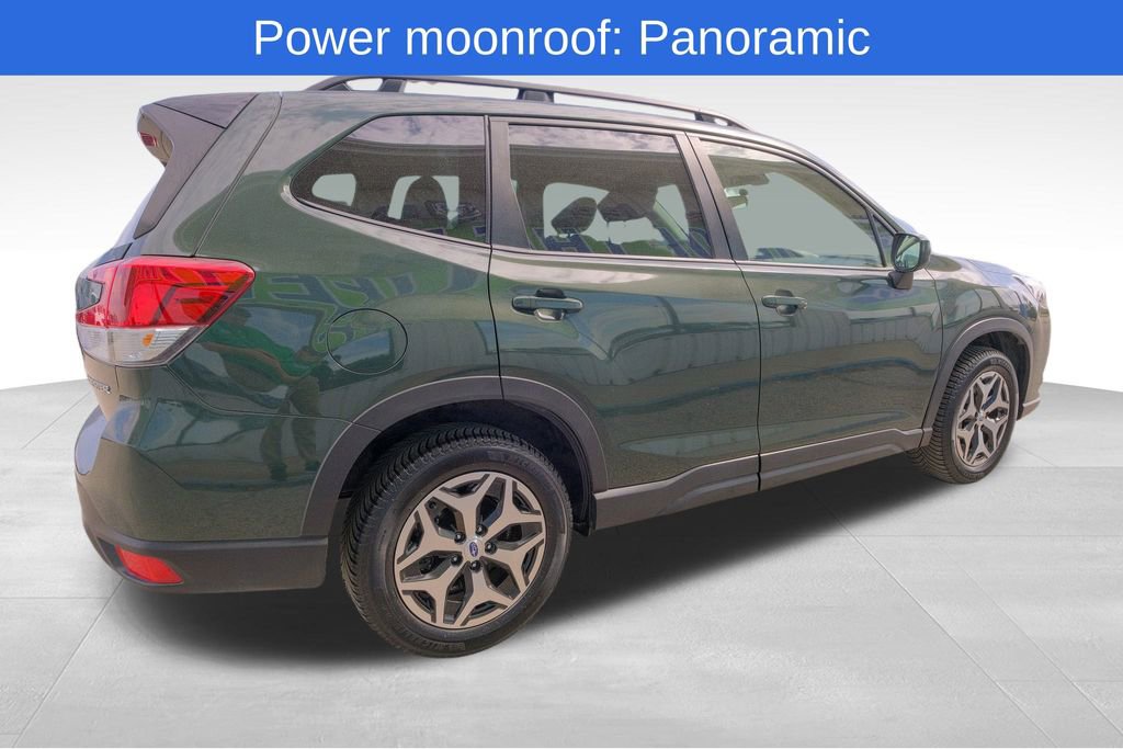 Used 2024 Subaru Forester Premium image 8