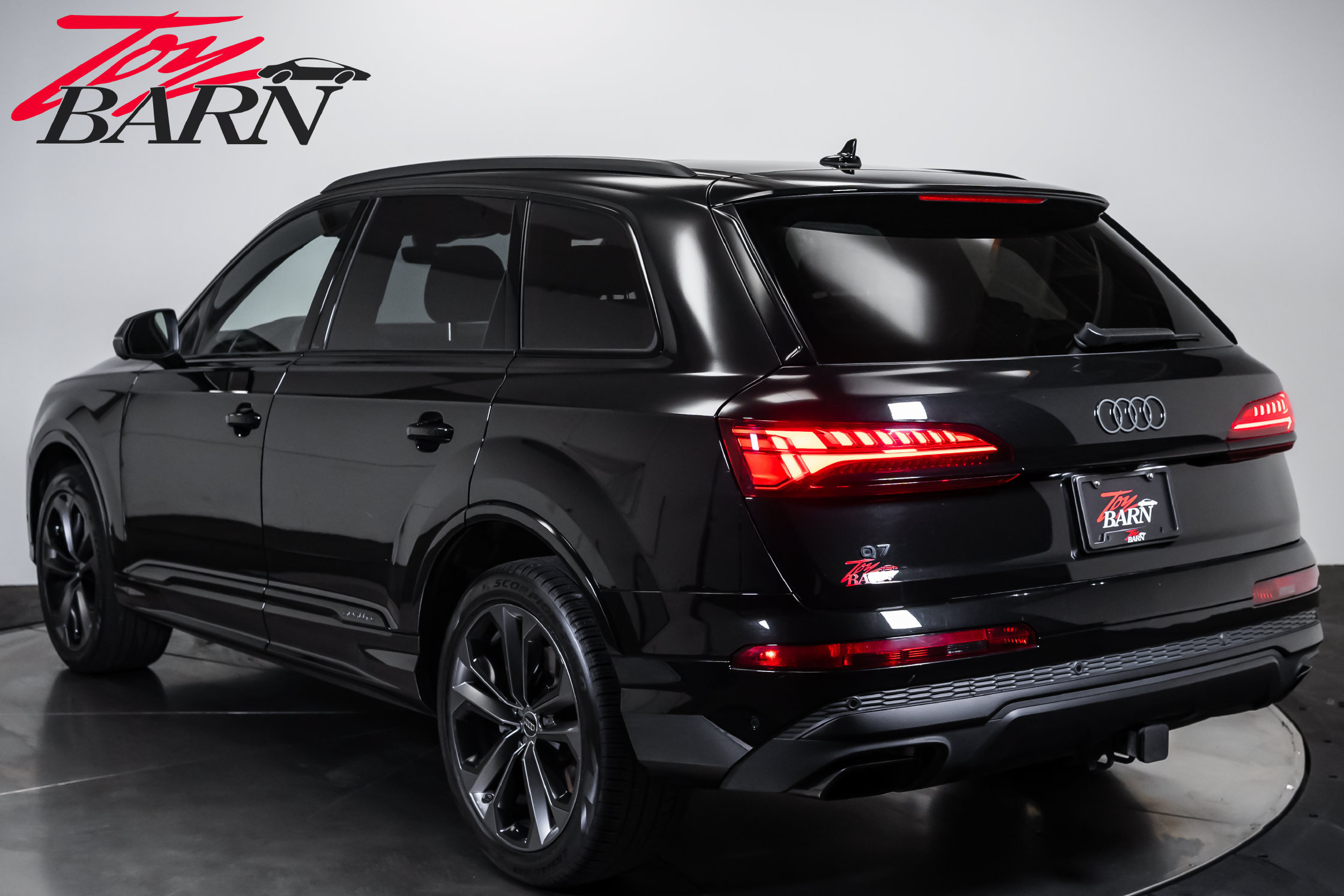 Used 2025 Audi Q7 3.0T Premium Plus w/ Premium Plus Package AWD/4WD image 3