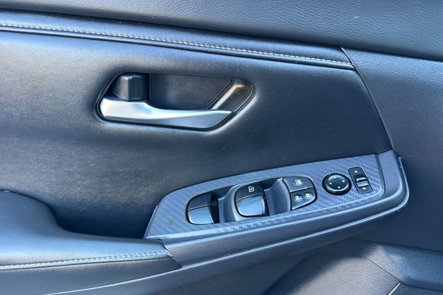 Used 2022 Nissan Sentra SV image 11