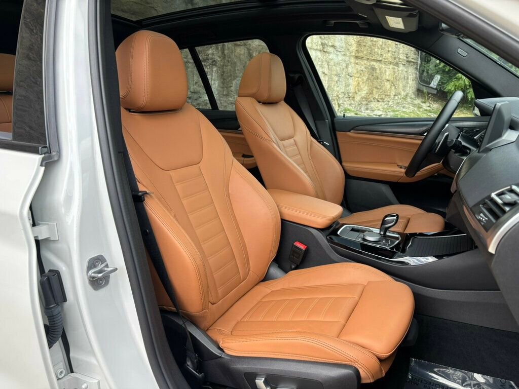 Used 2023 BMW X3 M40i image 12