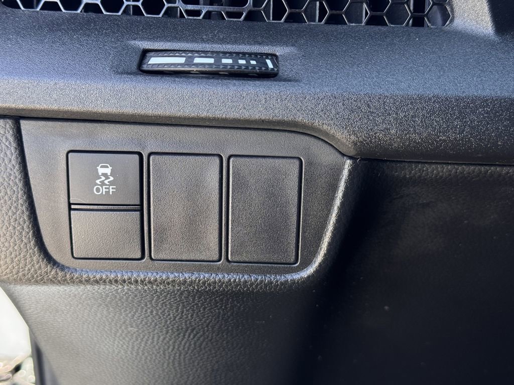 Used 2025 Honda CR-V Sport image 24