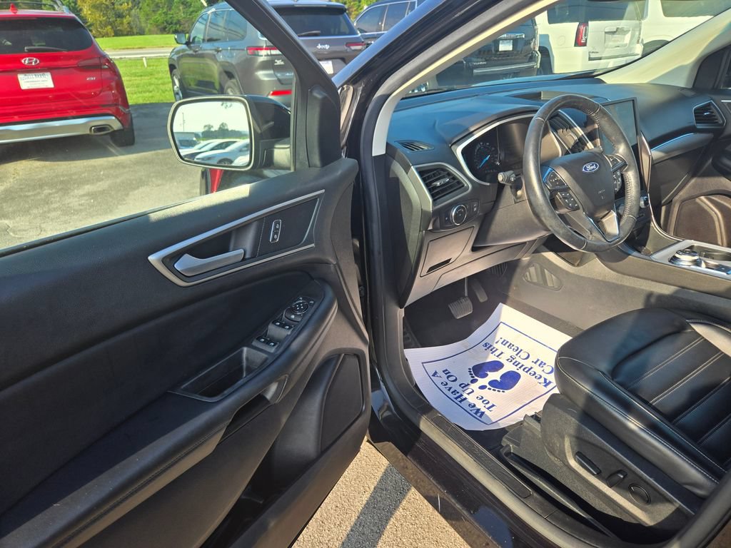Used 2021 Ford Edge SEL w/ Convenience Package AWD/4WD image 6