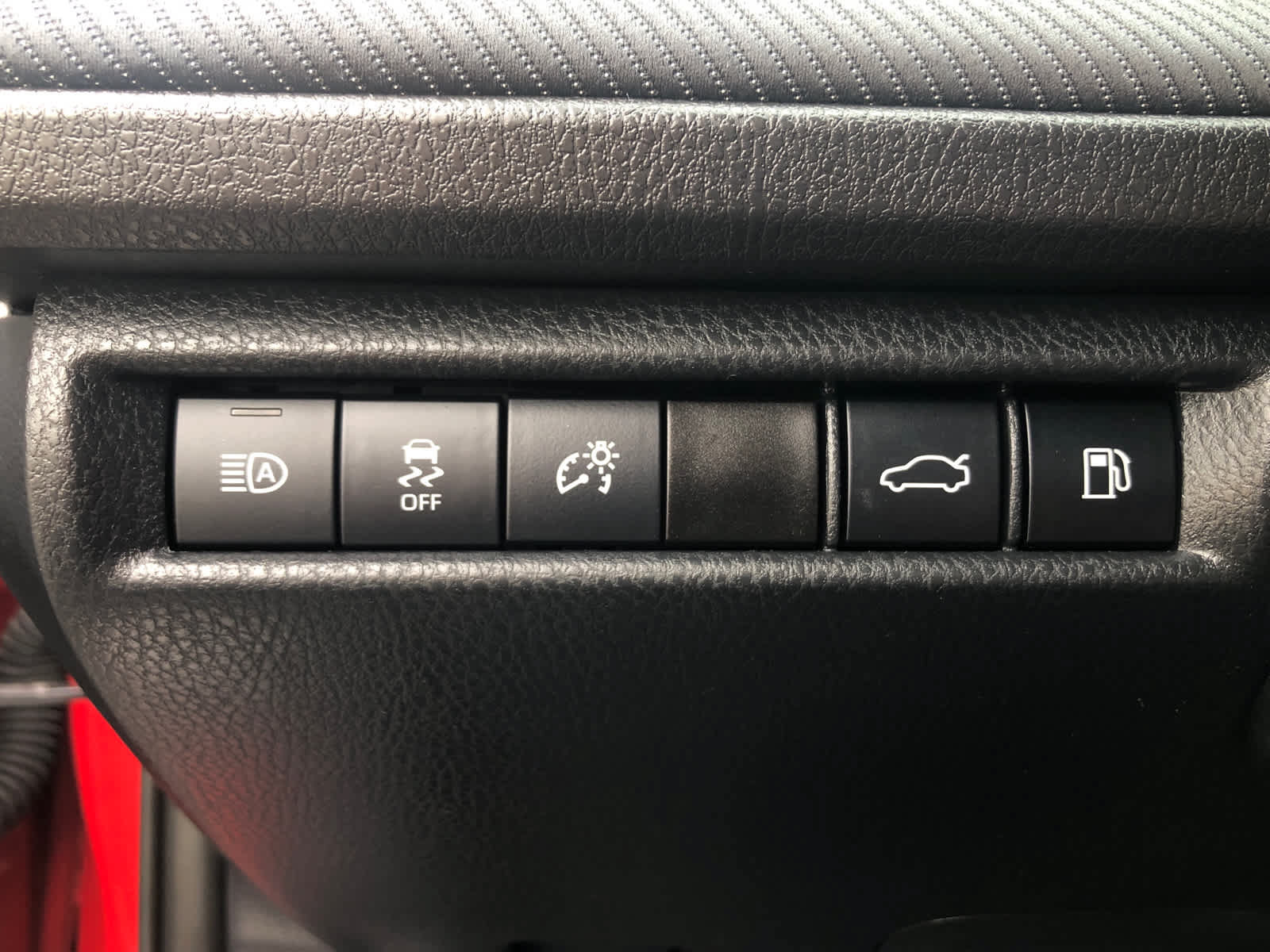 Used 2025 Toyota Camry SE w/ Multimedia Upgrade Package FWD image 11