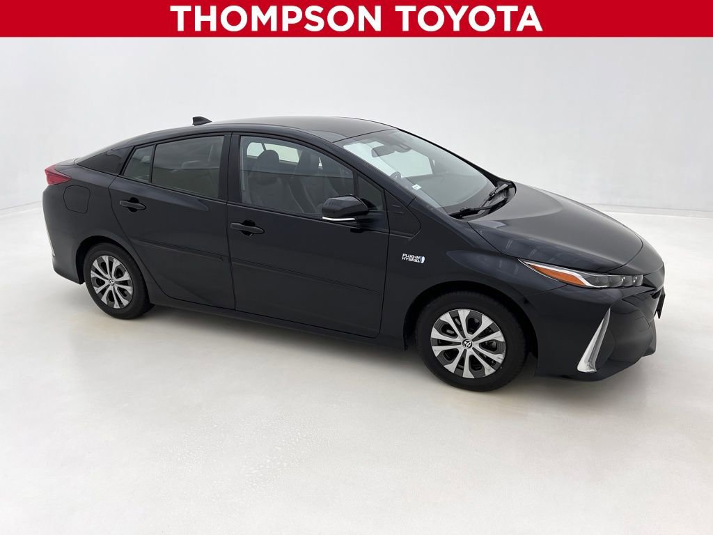 Used 2022 Toyota Prius Prime XLE image 1