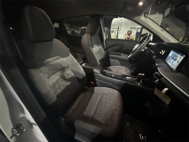 Certified 2025 Nissan Kicks SV image 23