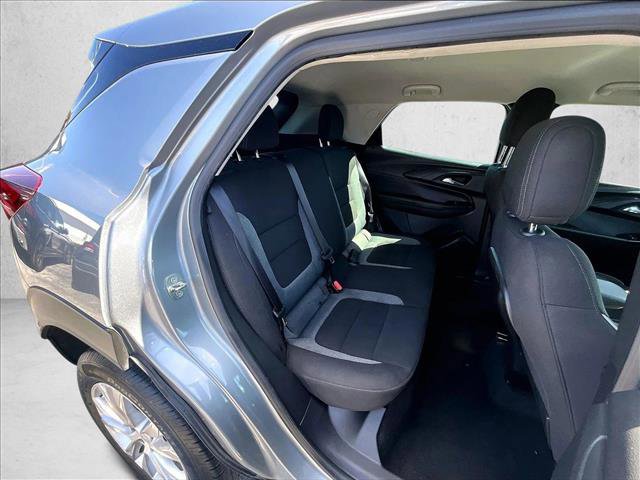 Used 2023 Chevrolet TrailBlazer LS image 28