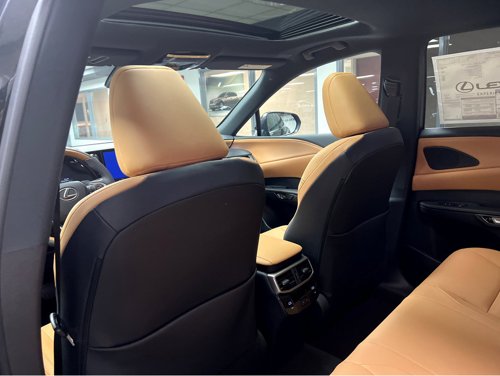 New 2026 Lexus RX 350h AWD/4WD image 19