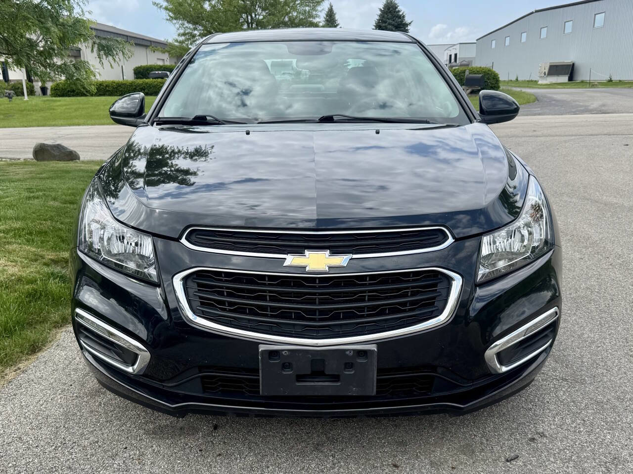 Used 2015 Chevrolet Cruze LT image 3